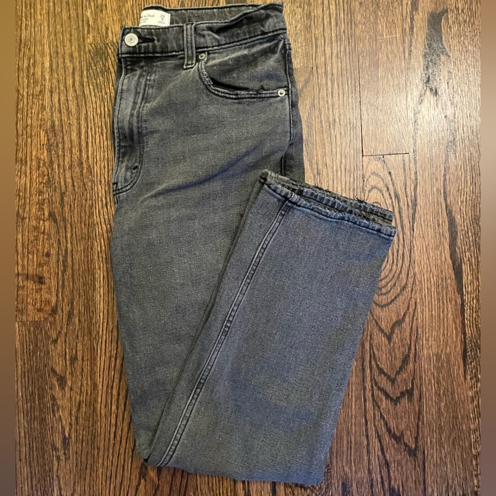 Abercrombie Gray Straight Ultra High Rise Jeans